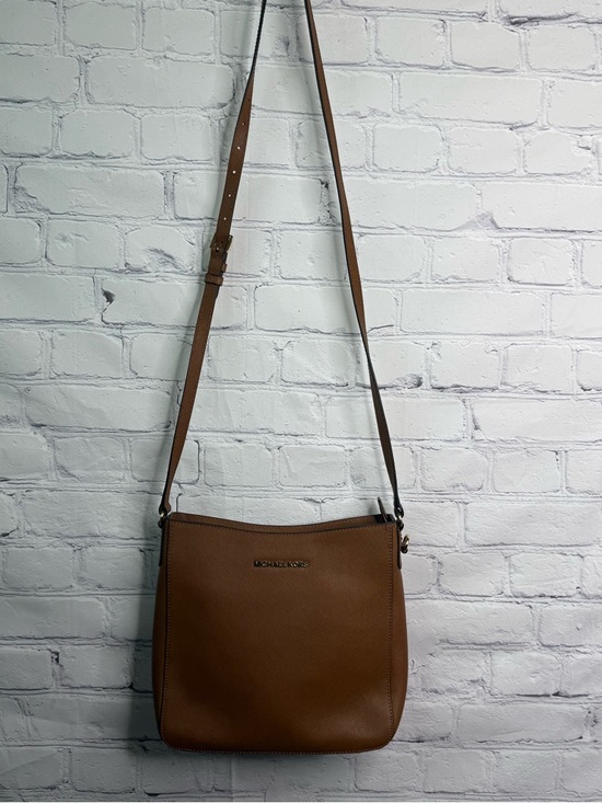 MICHAEL KORS Jet Set Travel Crossbody Purse Tan - Picture 2 of 9